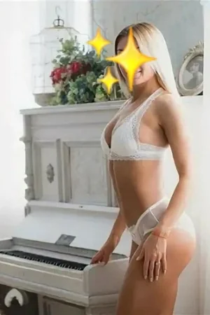 ברונטית אוקראינית בתל-אביב לעיסוי מפנק